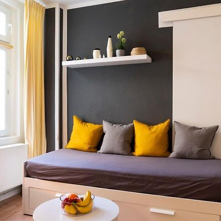 2 Bedroom In Great Location In Kreuzberg Berlin Zewnętrze zdjęcie