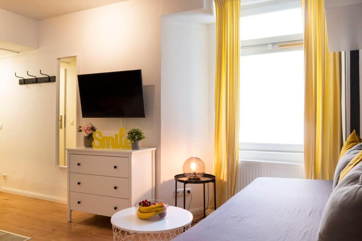 2 Bedroom In Great Location In Kreuzberg Berlin Zewnętrze zdjęcie