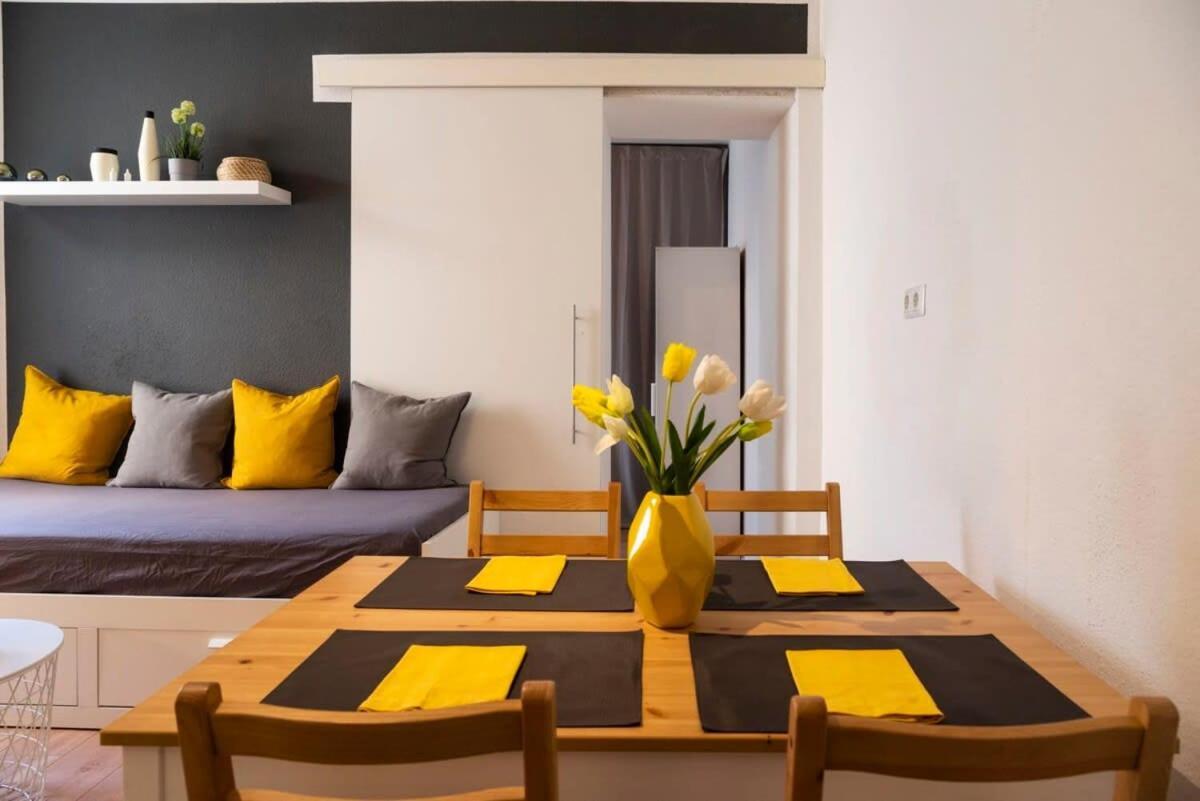 2 Bedroom In Great Location In Kreuzberg Berlin Zewnętrze zdjęcie